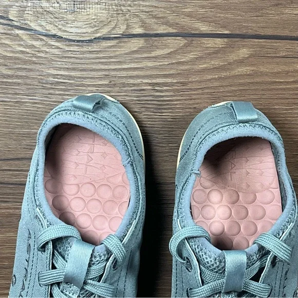 ASTRAL Loyak Minimalist Water Shoes Sneakers Women’s Size 7 - Picture 9 of 11